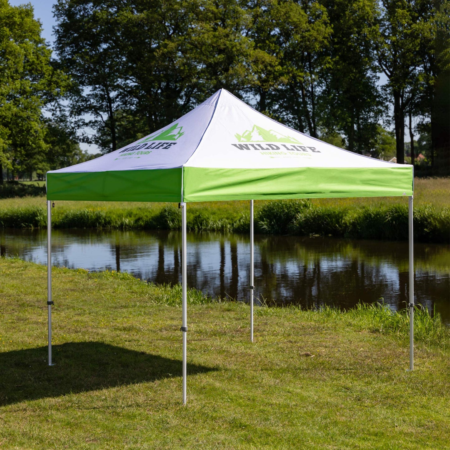 Folding tents